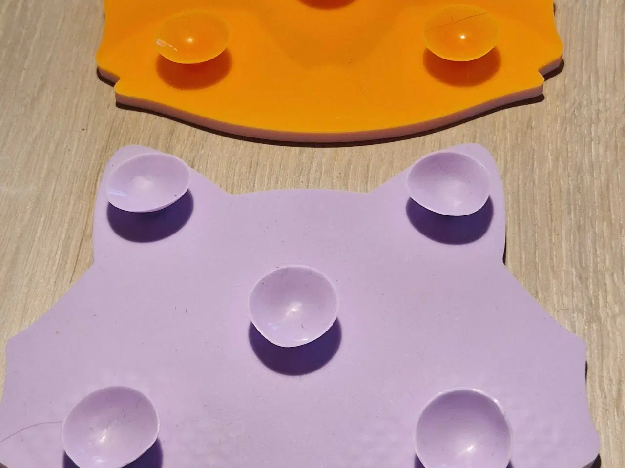 Billede 6 - Slikkemåtter med sugekop 