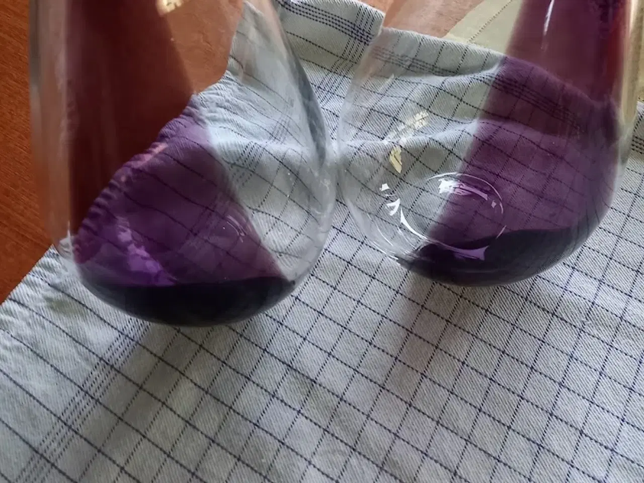 Billede 1 - 2 massive glasvaser