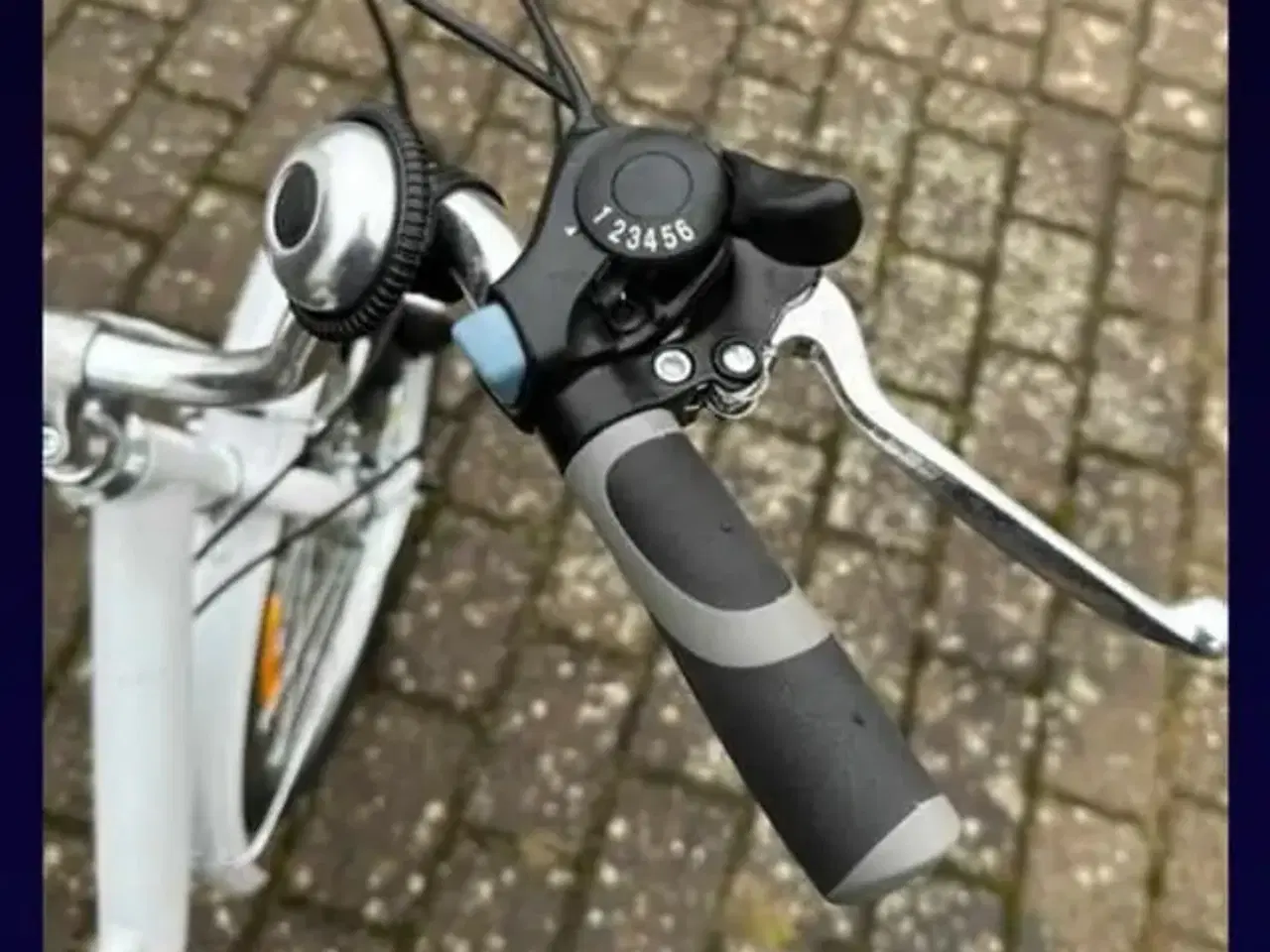 Billede 1 - 3 hjulet cykel til salg