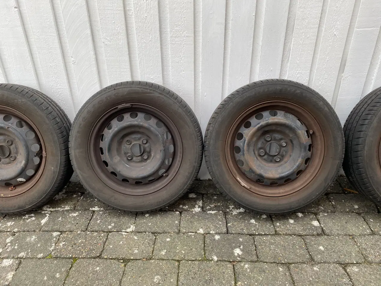 Billede 1 - Sommerdæk på fælge