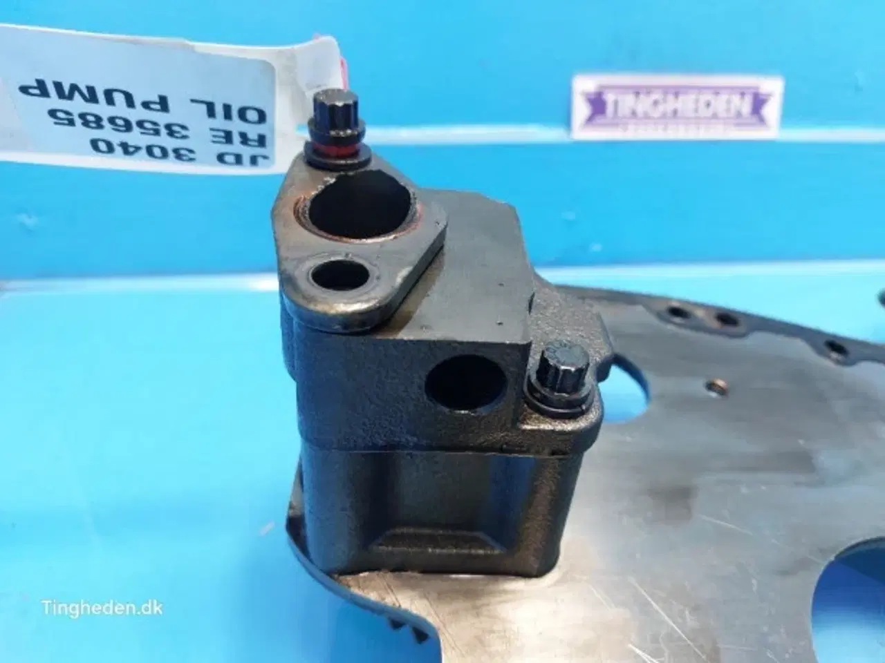 Billede 13 - John Deere 3040 Oliepumpe RE35685