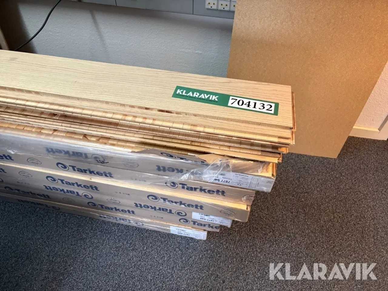 Billede 9 - Trægulv og sporplader