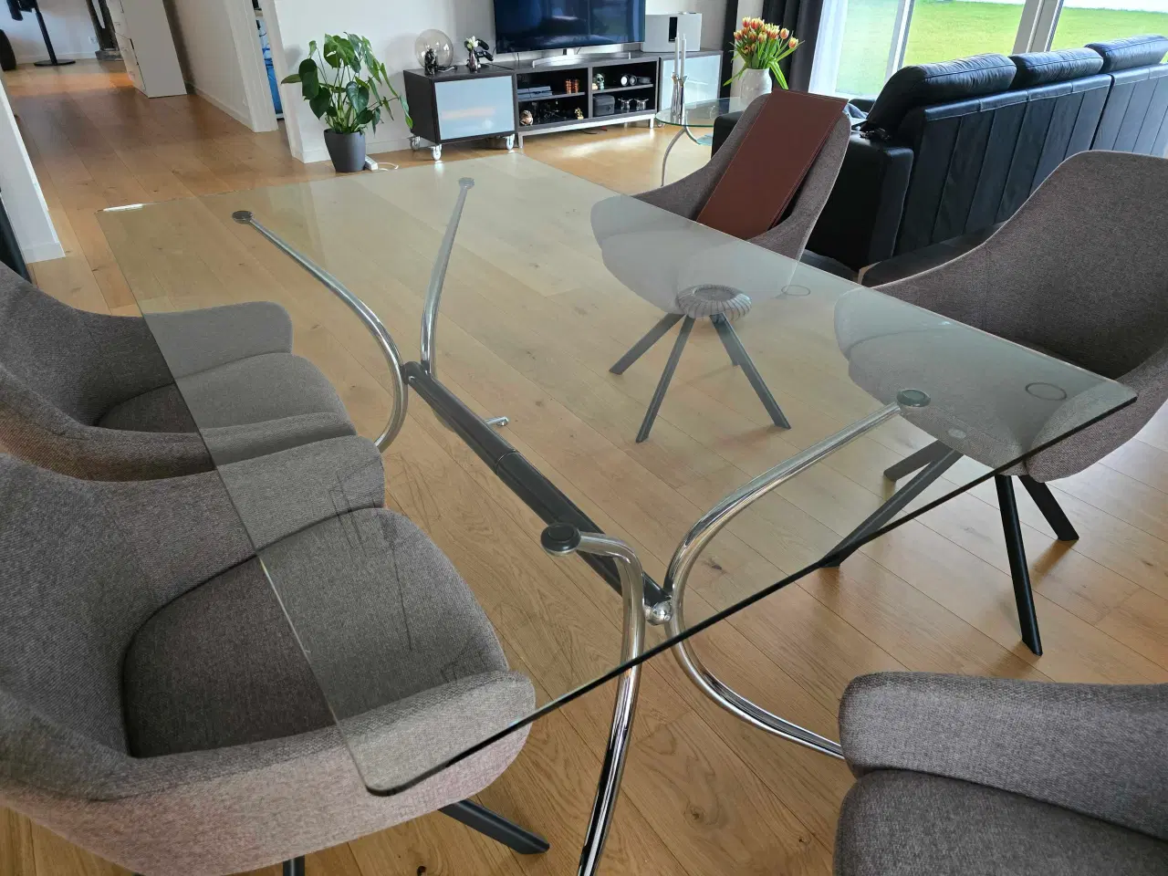 Billede 1 - Flot glasbord