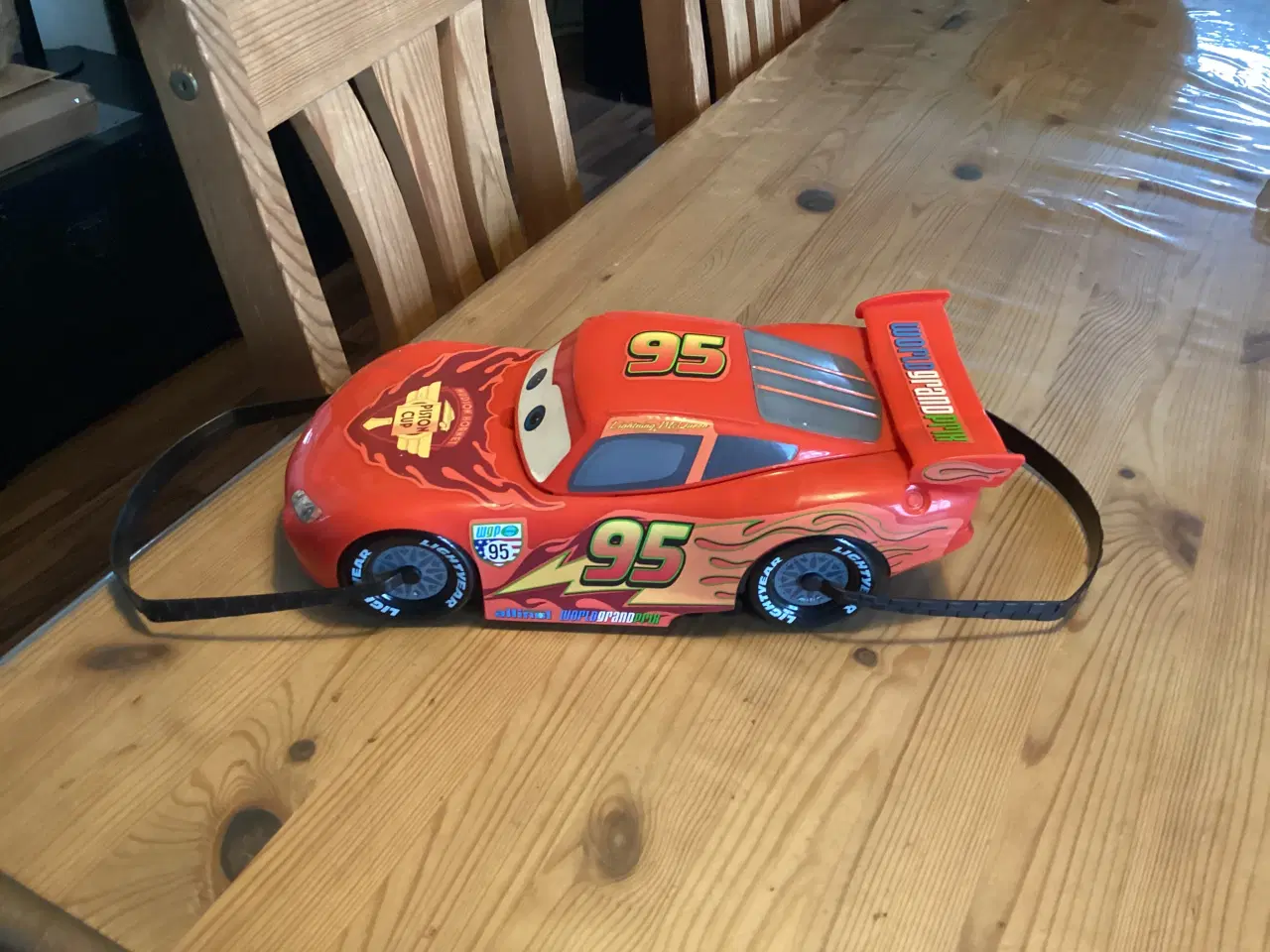 Billede 3 - Masser af Disney Cars.