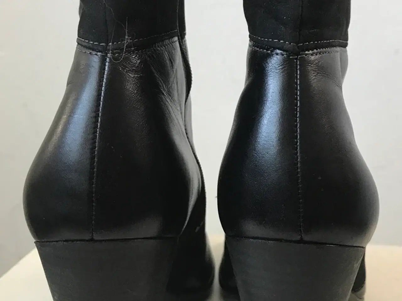 Billede 5 - Ecco, støvletter, str 39