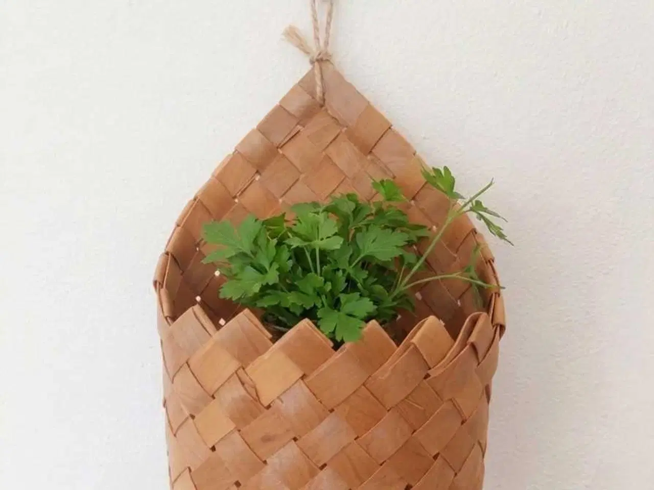 Billede 1 - Flettet vægkurv til ophæng 🌿