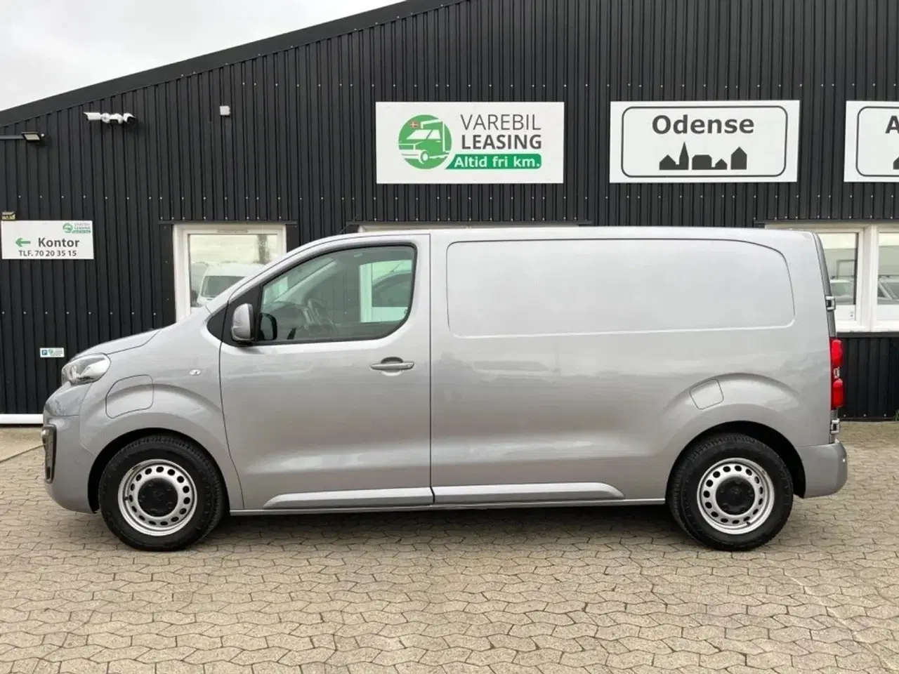 Billede 1 - Peugeot e-Expert 75 L2 Premium Van