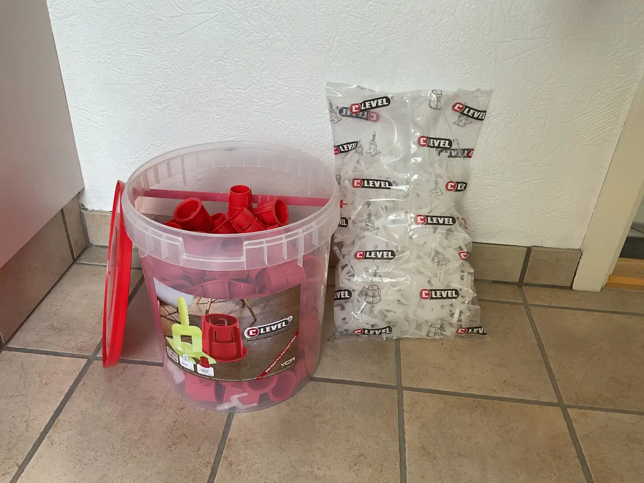 Billede 1 - Niveausæt til fliselægning.