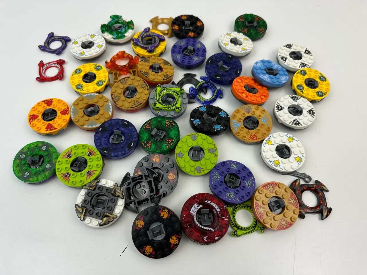 Billede 1 - Samling Ninjago Spinners