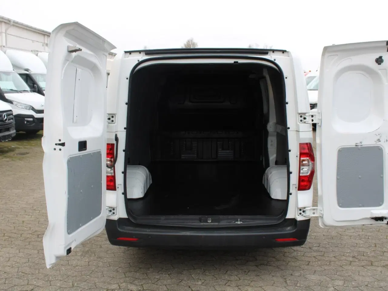 Billede 11 - Maxus e-Deliver 3 52 Cargo Van LWB