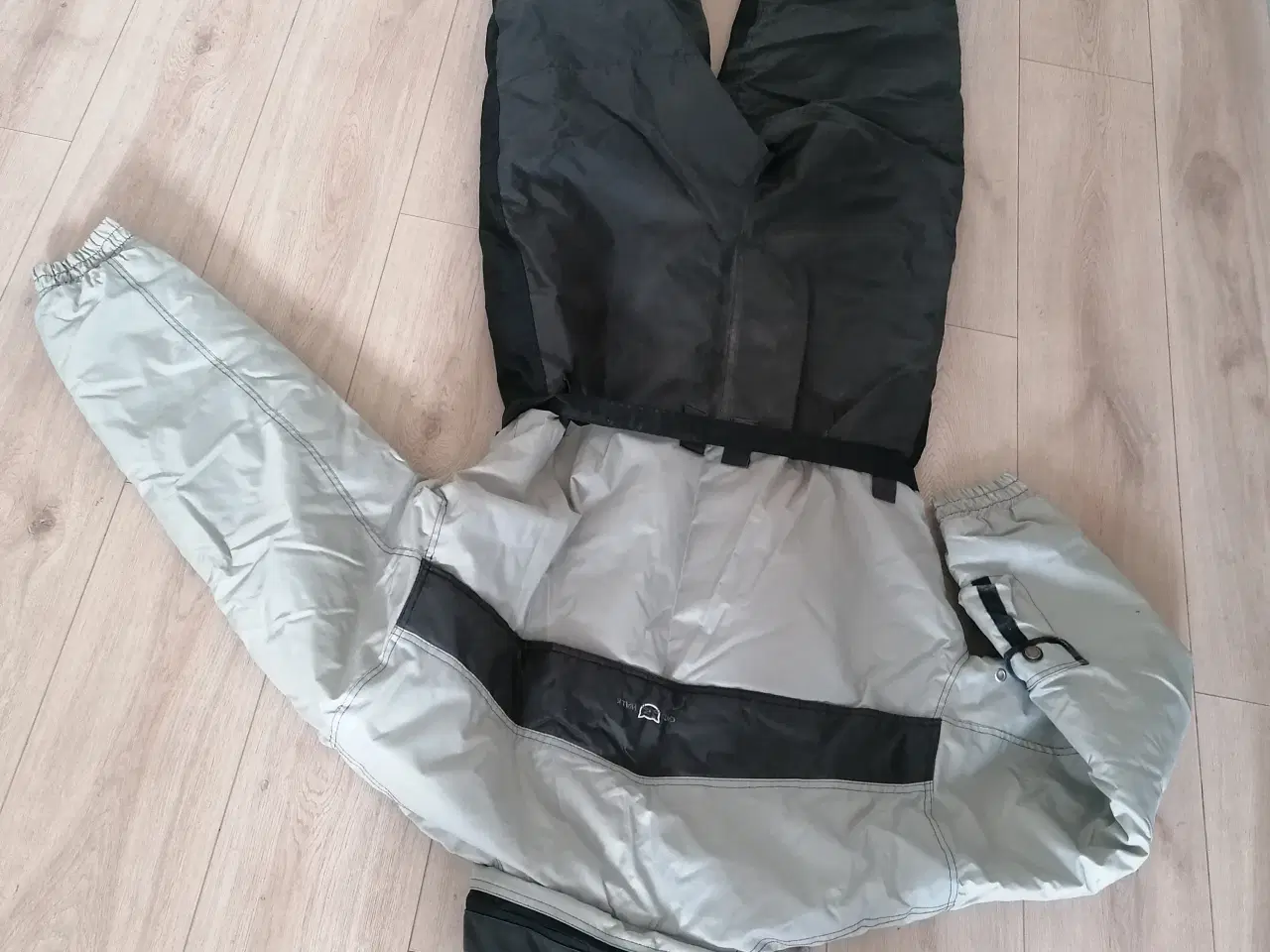 Billede 2 - Thermo kedeldragt str. L