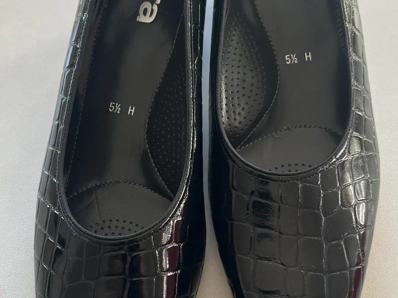 Billede 4 - Sko str. 5.5 = 37-38