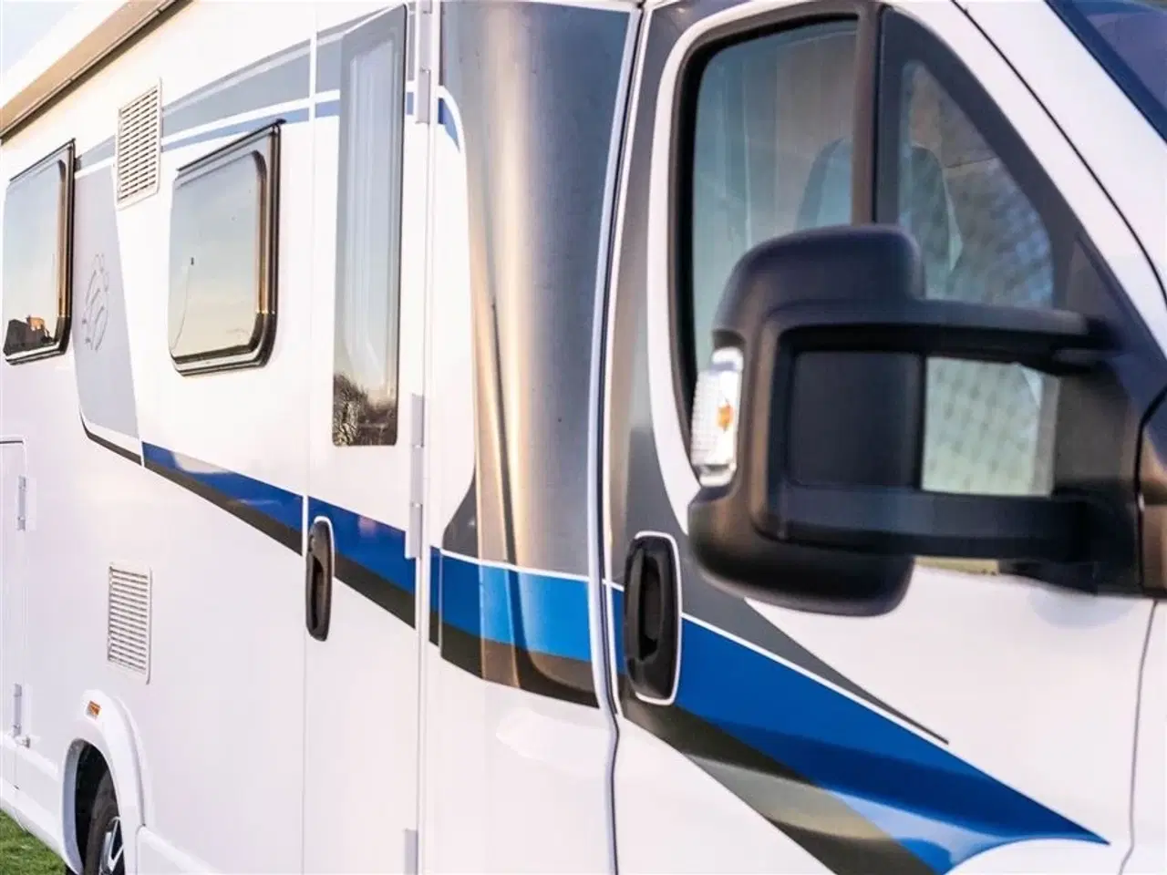 Billede 37 - 2017 - Knaus Sky TI 650 MEG Platinum Selection Automatgear og langsgående senge