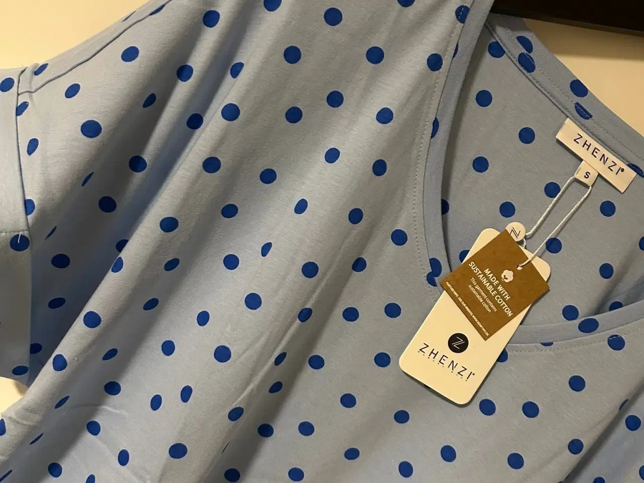 Billede 4 - Zhenzi T-shirts flere størrelser og farver