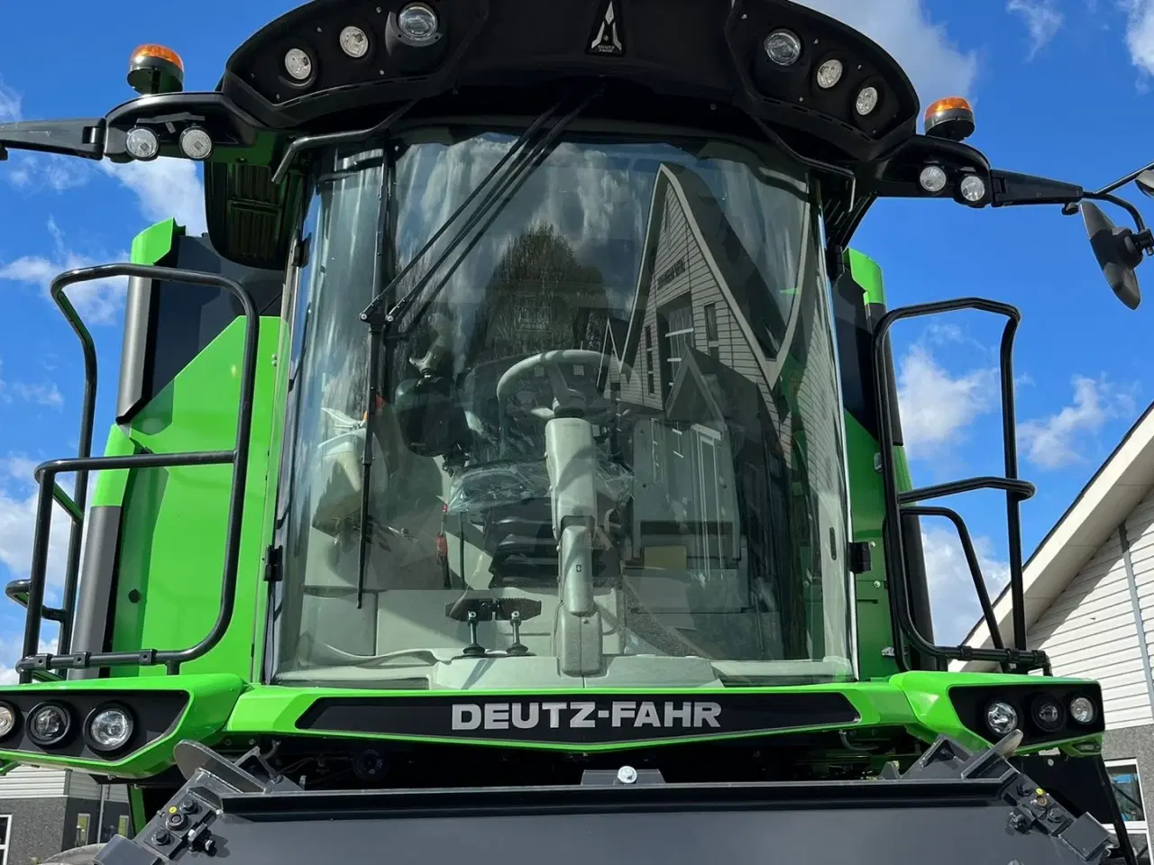 Billede 16 - Deutz-Fahr C7206 With 24feed - 7.2m header. New and unused Combine together with 7.2m header