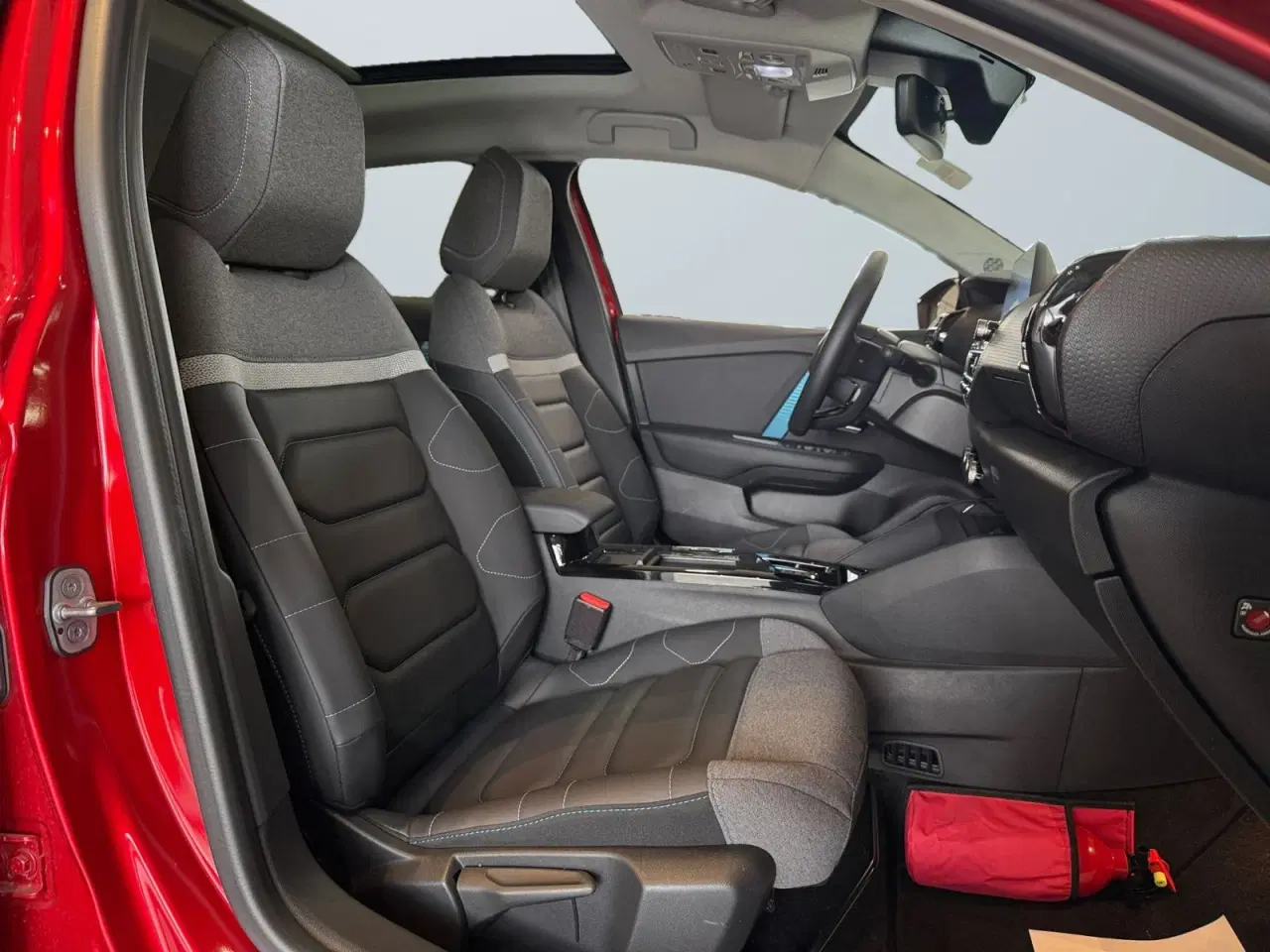 Billede 15 - Citroën ë-C4 X 54 Palais