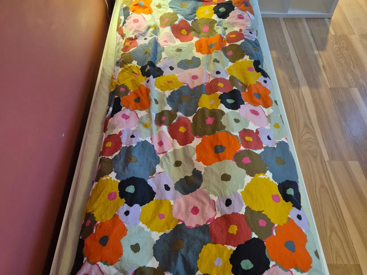 Billede 2 - Fin Flexa seng med lamelbund, skuffer og madras