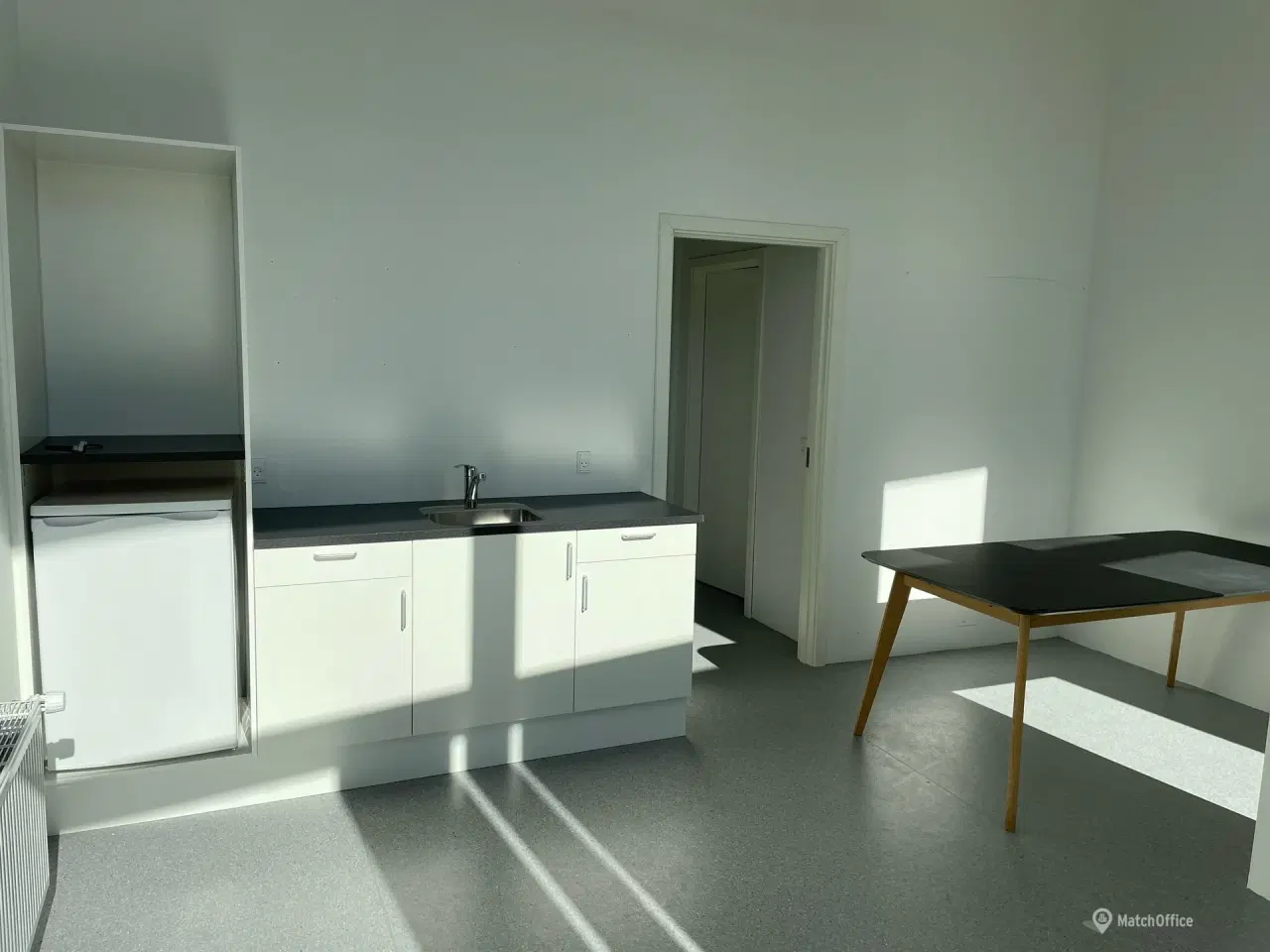 Billede 5 - Super synlig butikslejemål