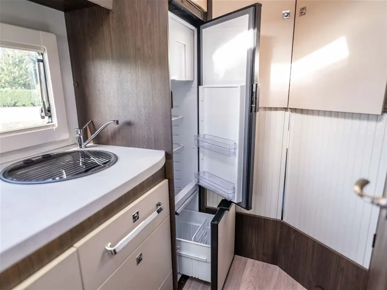 Billede 8 - 2020 - Benimar Tessoro T483
