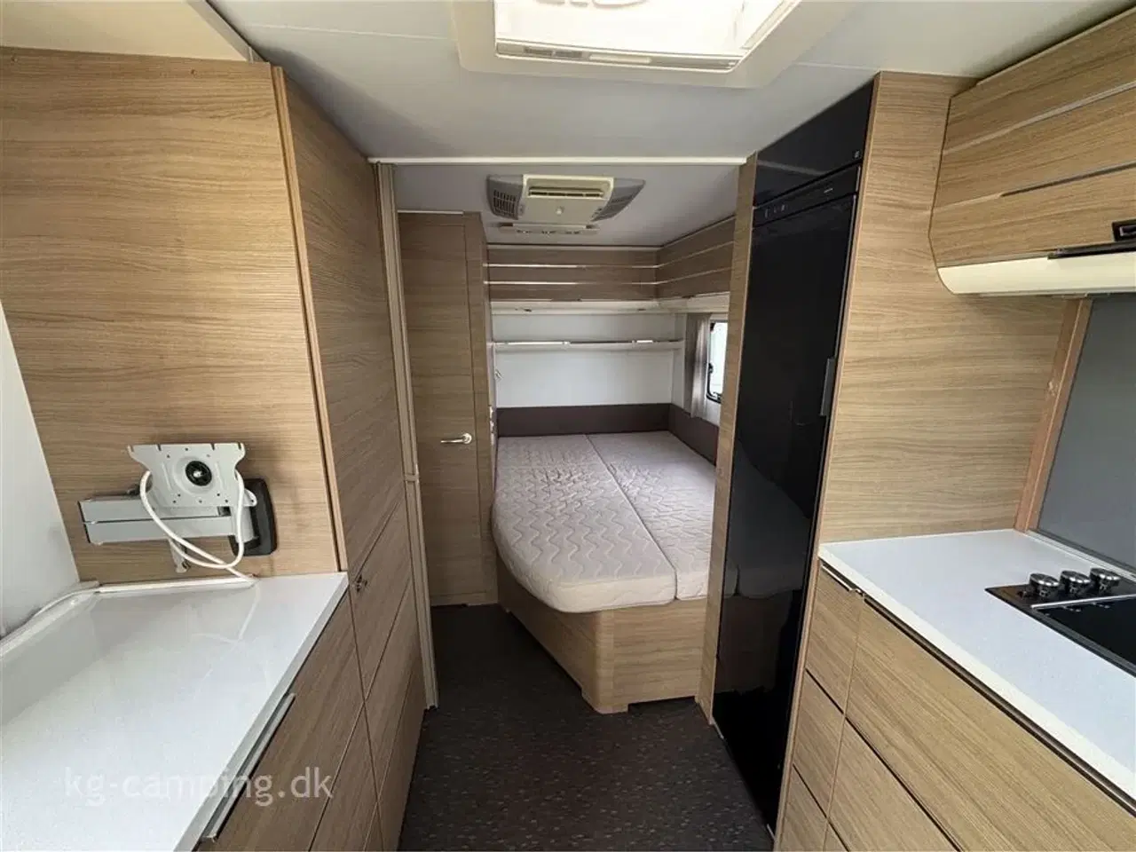 Billede 6 - 2016 - Adria Adora 522 UP ALDE   Centralvarme, Mover, Aircon og Isabella Sun Shine Plus.