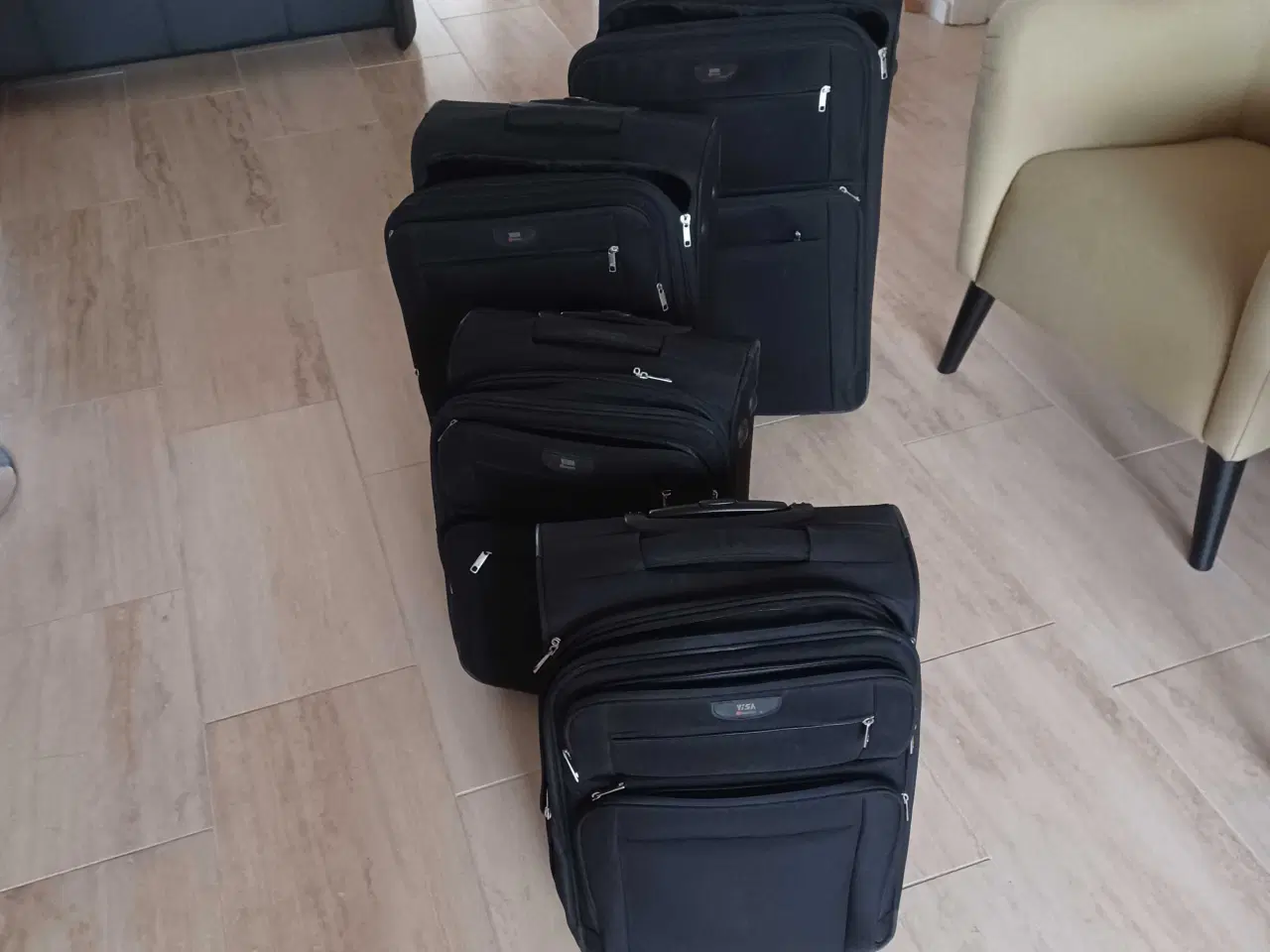 Billede 1 - 4 kufferter  