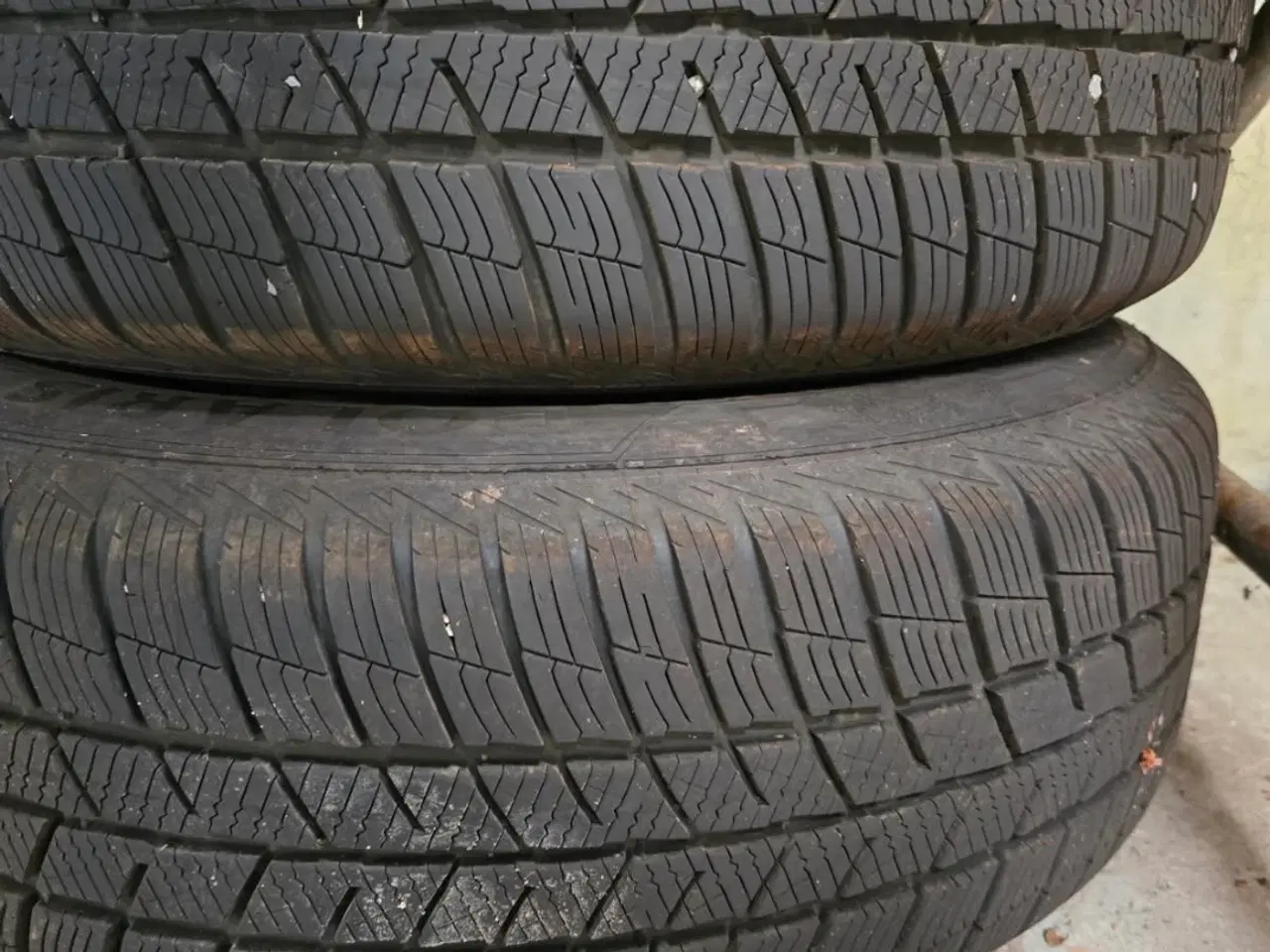 Billede 1 - Vinterhjul 16 tommer. 5x114,3