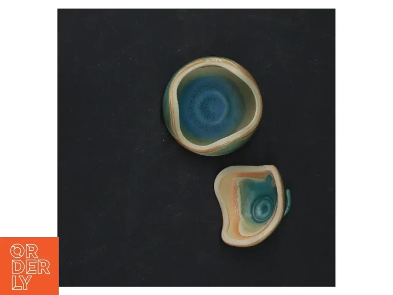 Billede 5 - Keramisk skål med låg (str.  6x6 cm)