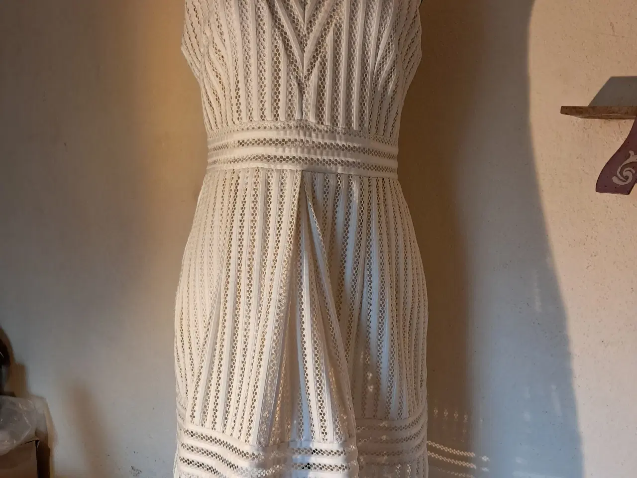 Billede 1 - H&M str. 40 kjole