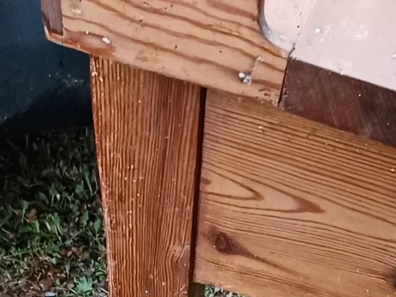 Billede 3 - Antikt bord, massivt fyrretræ