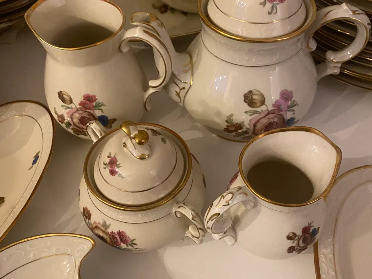 Billede 2 - Rosenborg stel fra Københavns porcelænsfabrik