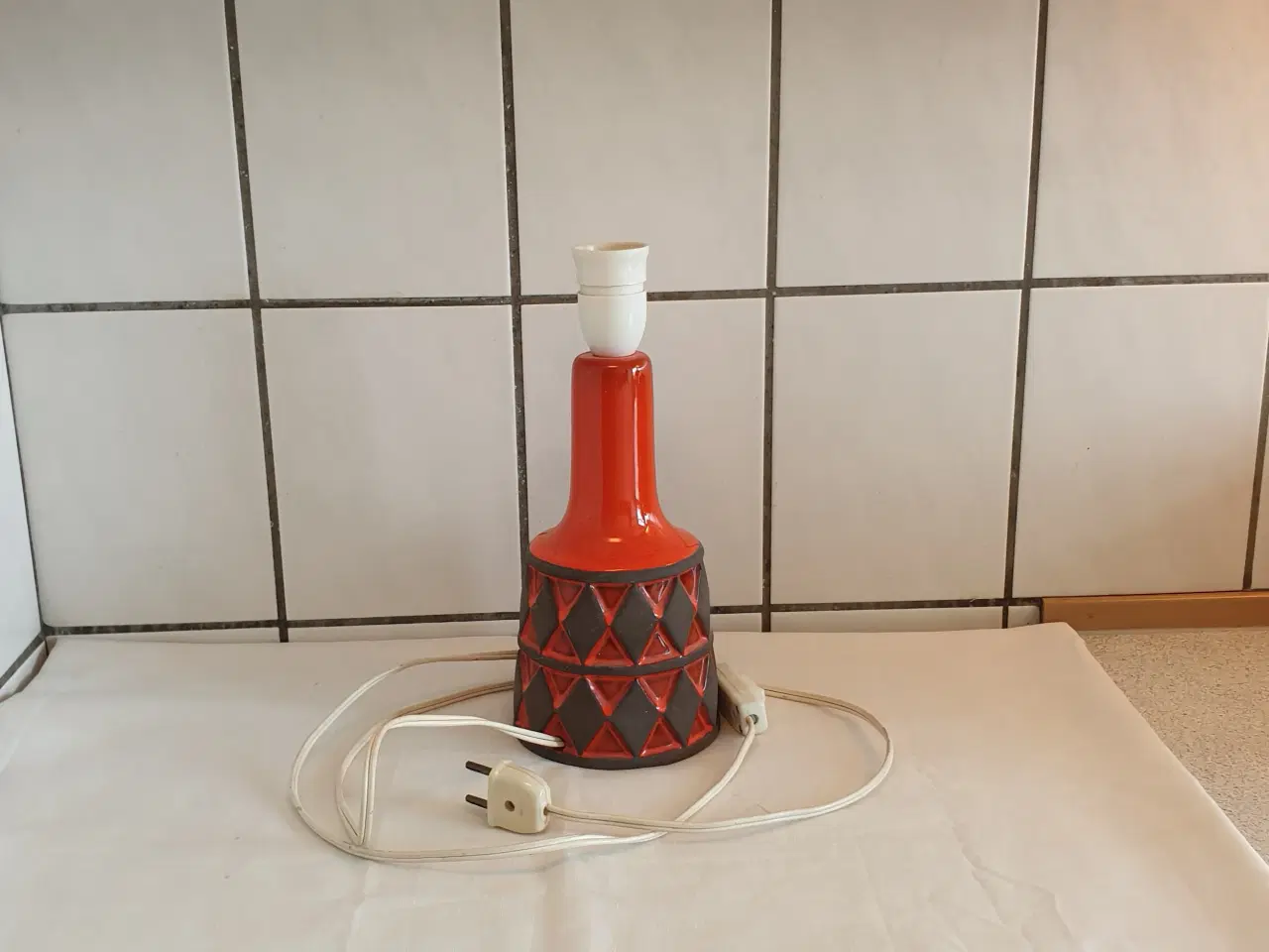 Billede 1 - Bordlampe retro Bud modtages