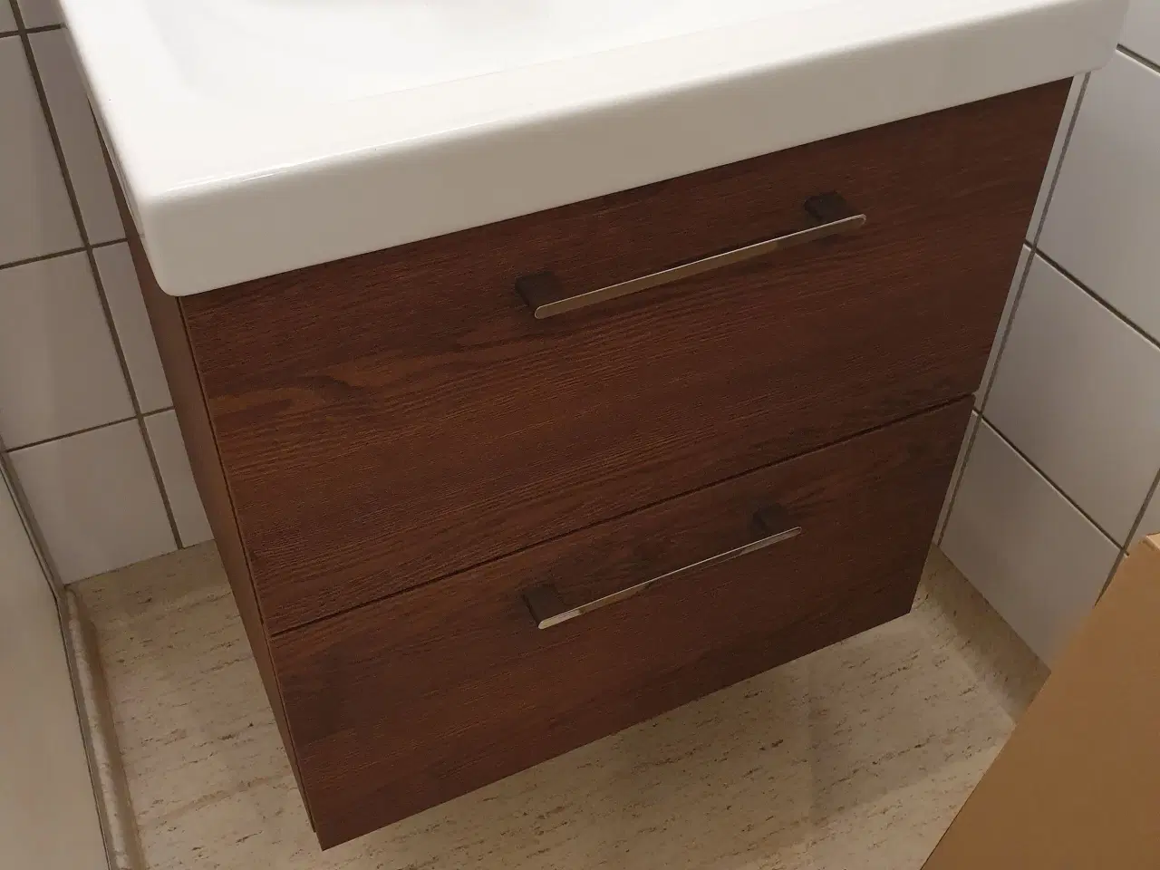 Billede 2 - Ikea badeværelsemøbler 