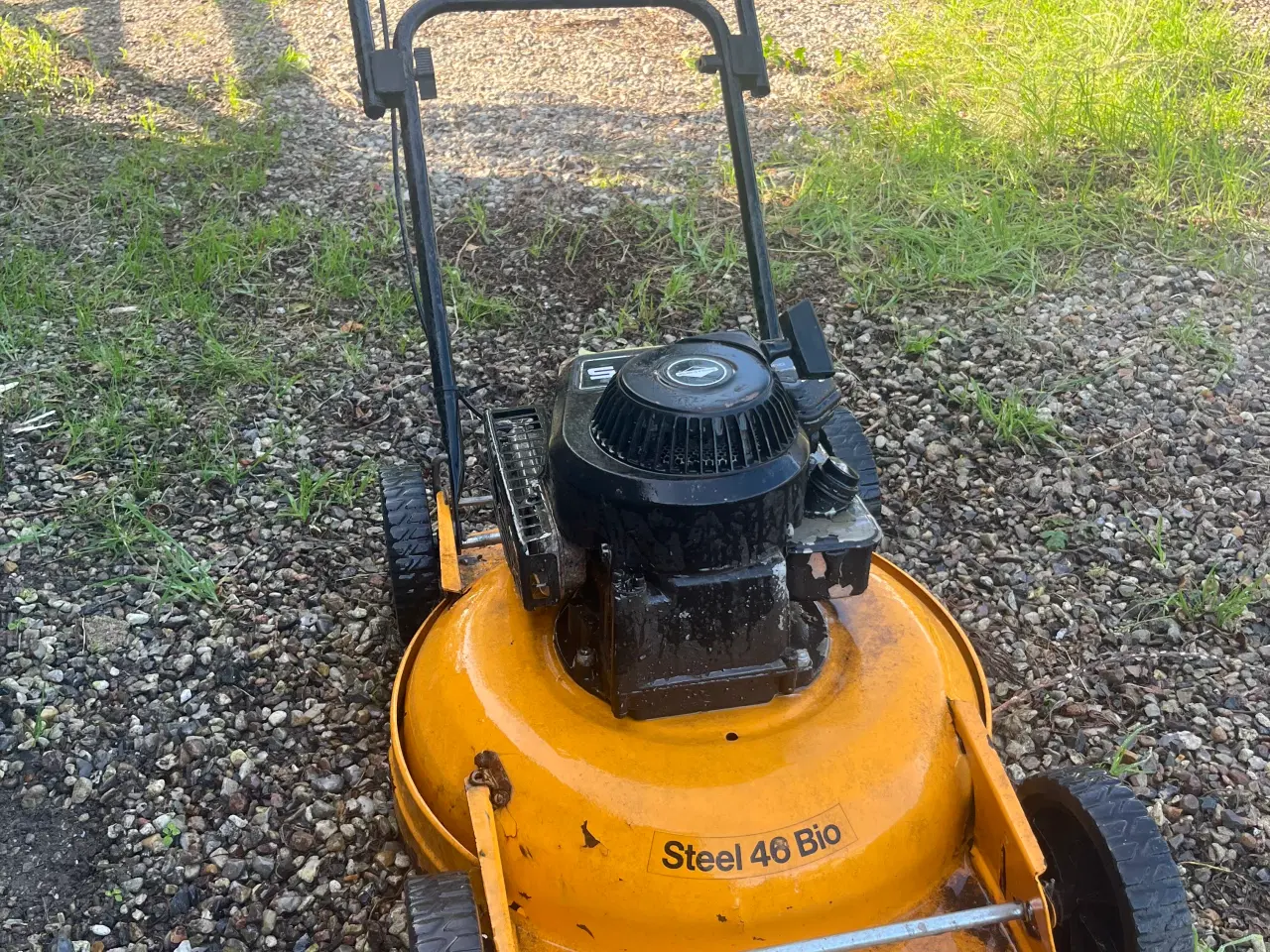 Billede 1 - Plæneklipper af mærket Ginge