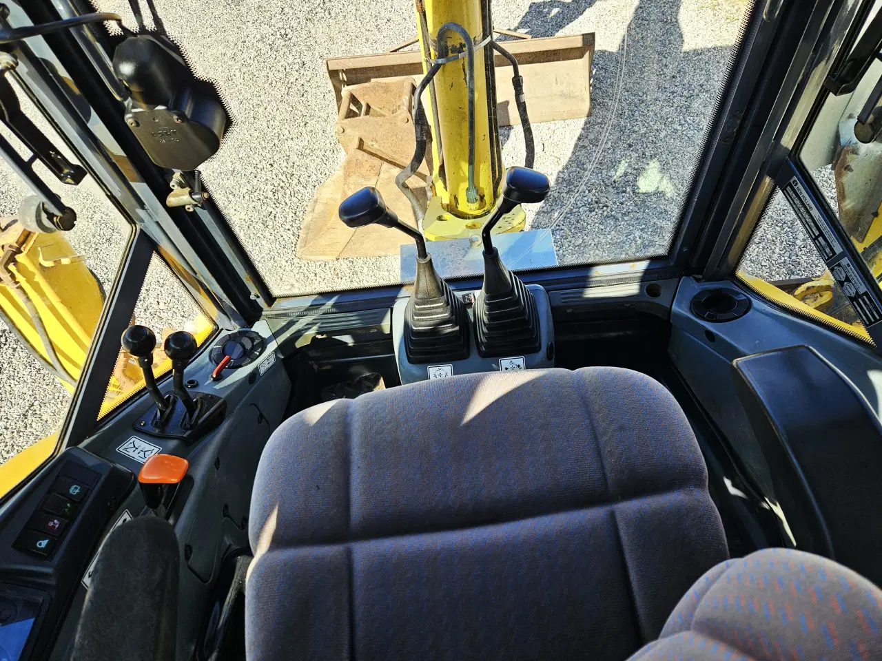 Billede 14 - New Holland LB115 / skovlsæt / udskud / 6700 timer