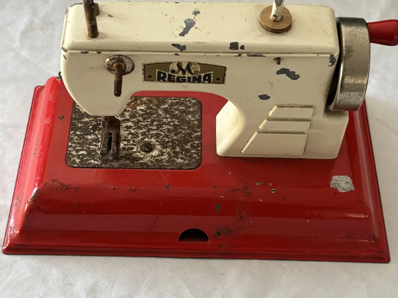 Billede 1 - Legetøjs symaskine