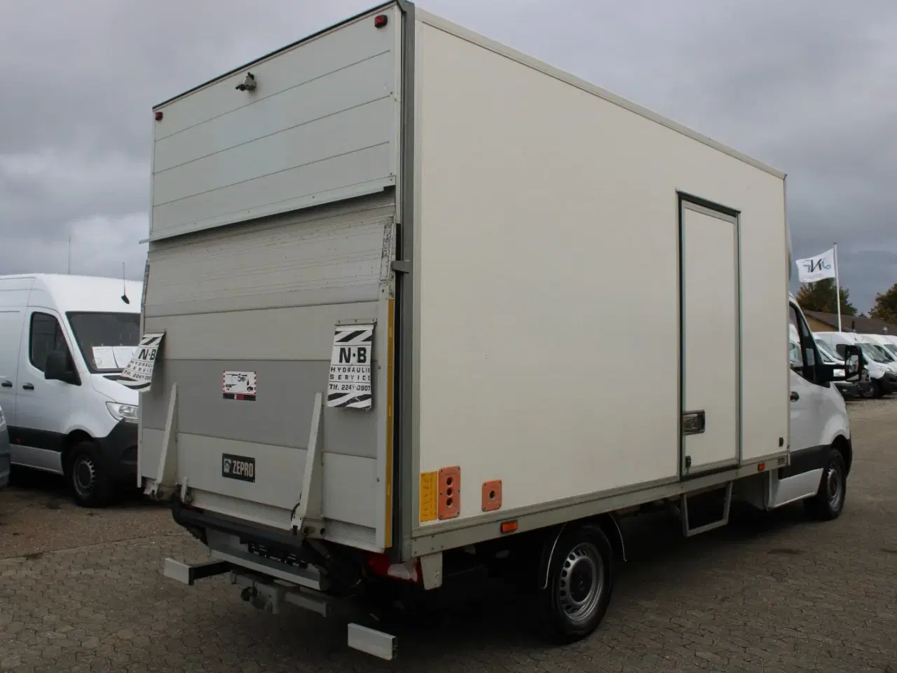 Billede 9 - Mercedes Sprinter 317 2,0 CDi Alukasse m/lift aut. RWD