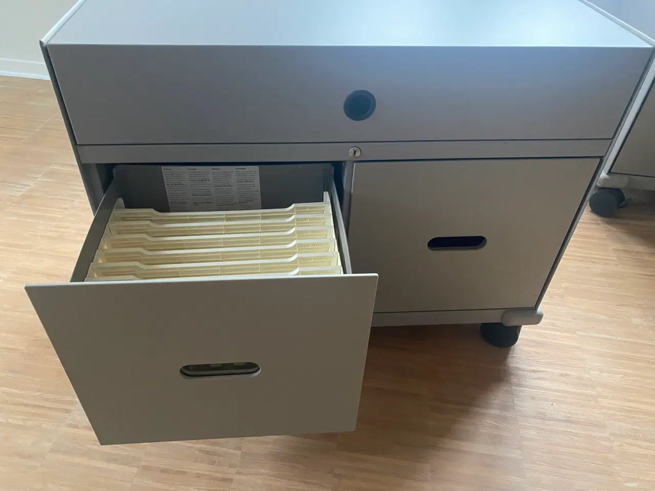 Billede 5 - Kontor opbevaring 