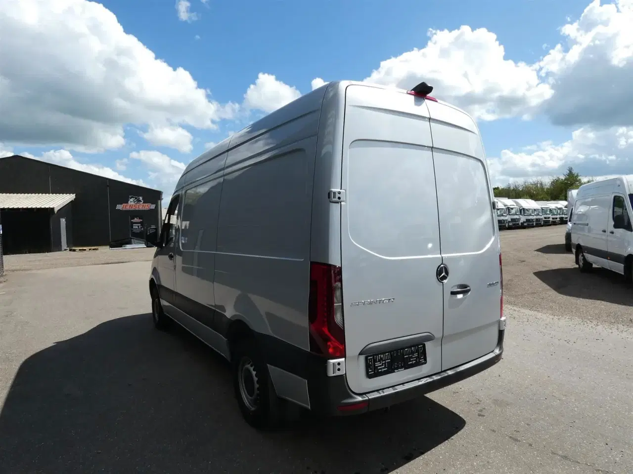 Billede 8 - Mercedes-Benz Sprinter 319 2,0 CDI A2 H2 RWD 9G-Tronic 190HK Van Aut.