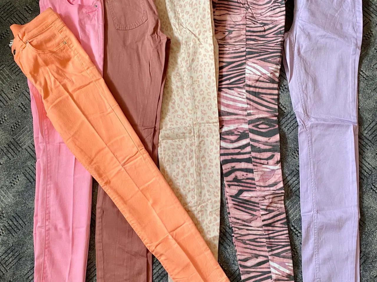 Billede 2 - Diverse bukser i mange farver 