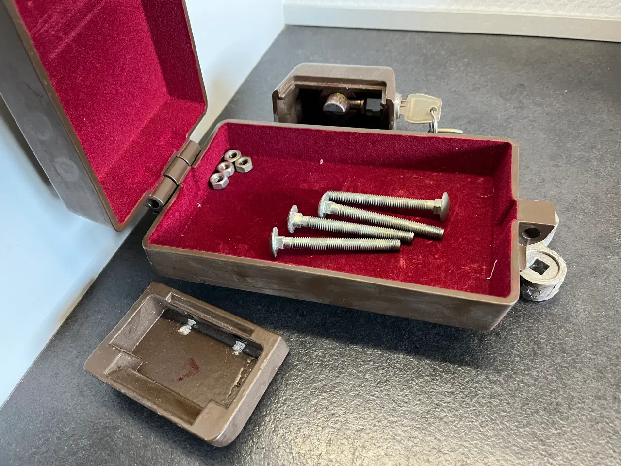Billede 3 - Værdibox