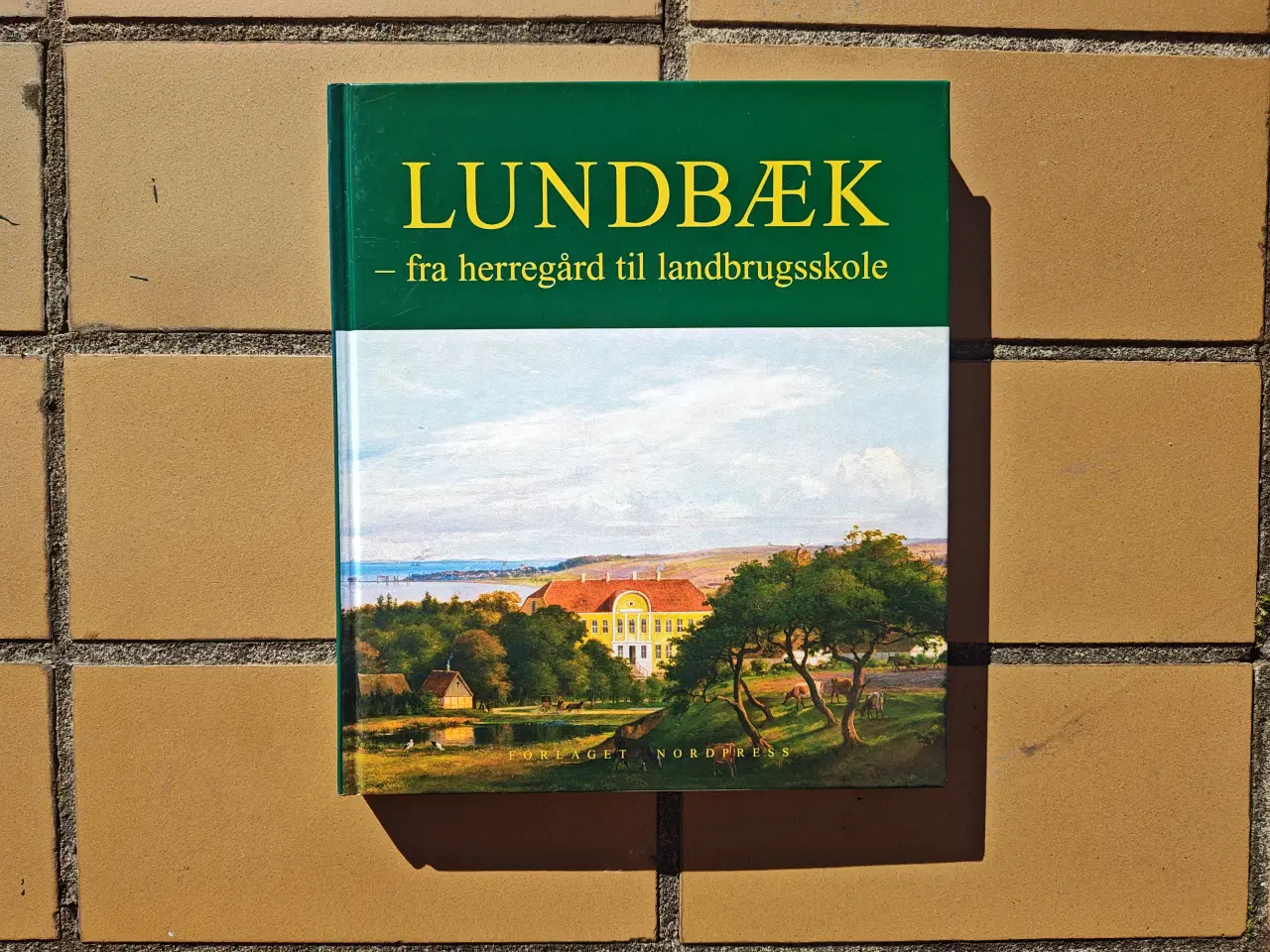 Billede 1 - Lundbæk - fra herregård til landbrugsskole BOG