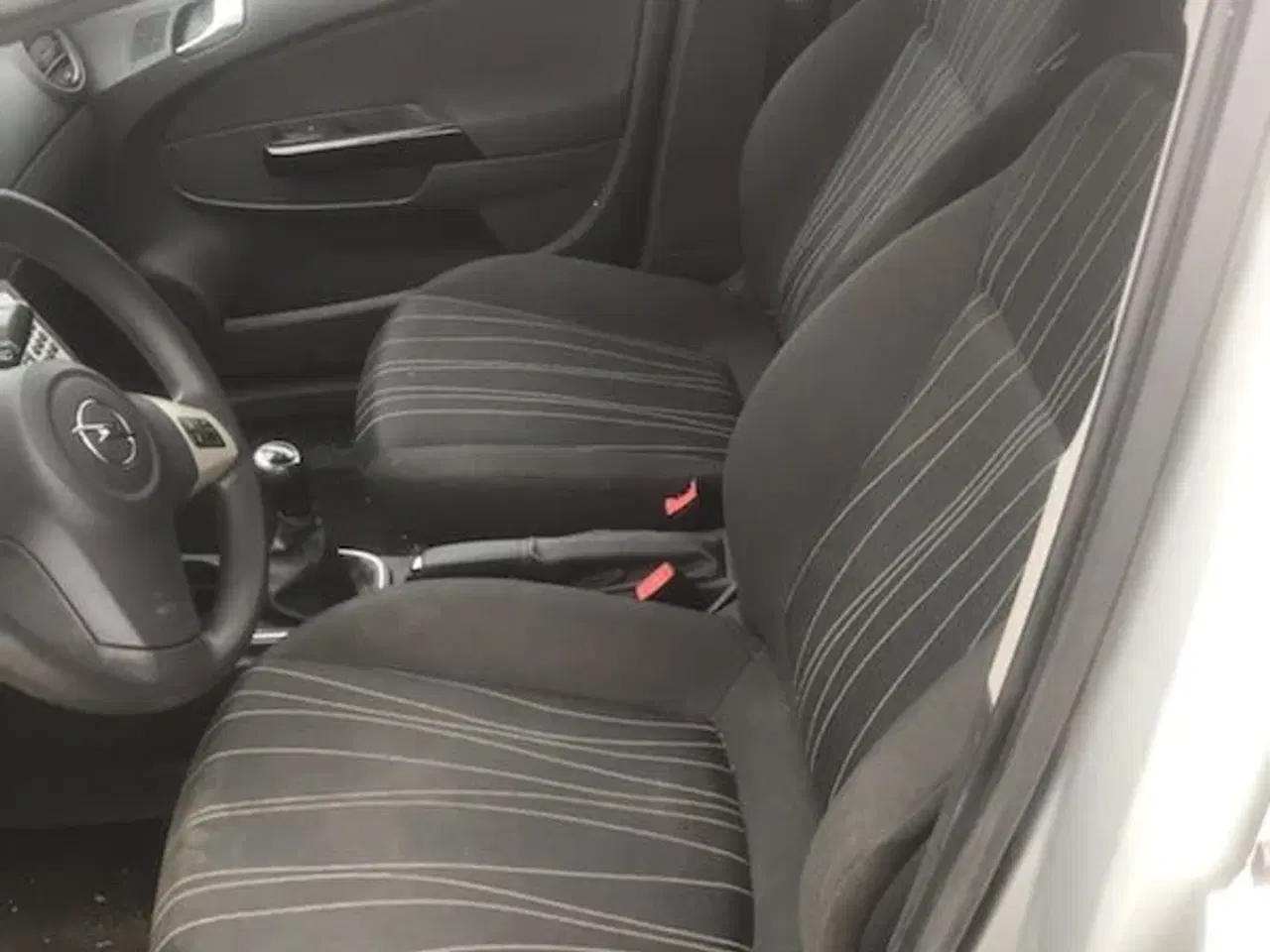 Billede 9 - Opel Corsa 1.3  2009   Km kun. 155xxx