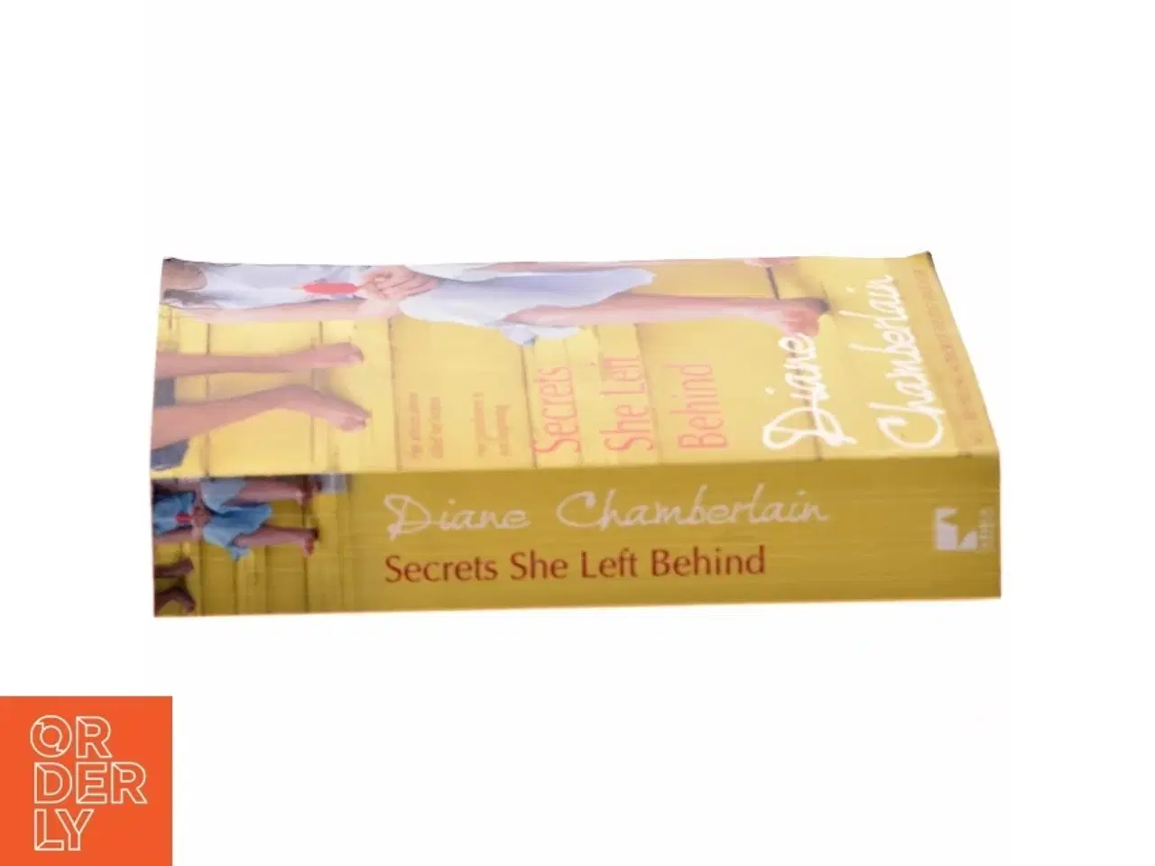 Billede 2 - Secrets She Left Behind af Diane Chamberlain (Bog)