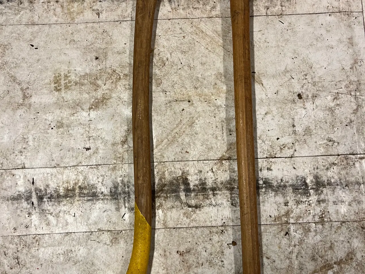 Billede 1 - Flækøkse og langskaftet økse