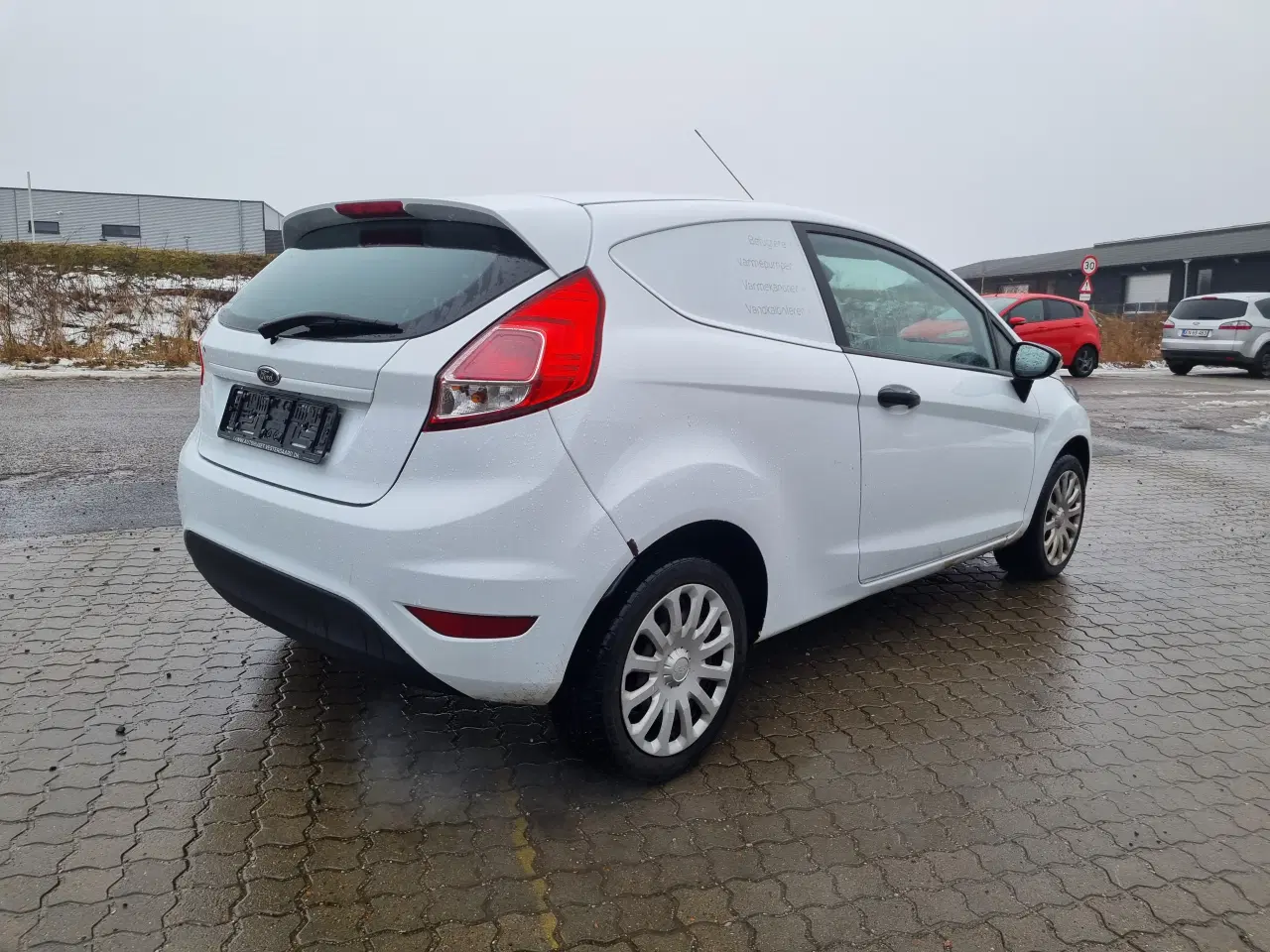 Billede 5 - Ford Fiesta 1,5 TDCi 75 HK Van – Økonomisk og velk