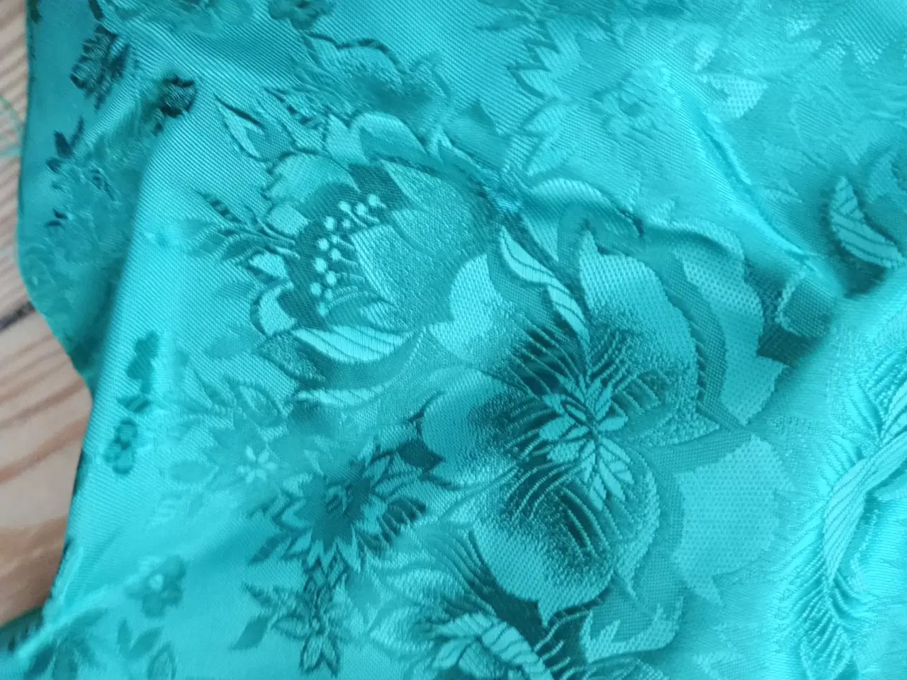 Billede 3 - Stof - bomuld og silke