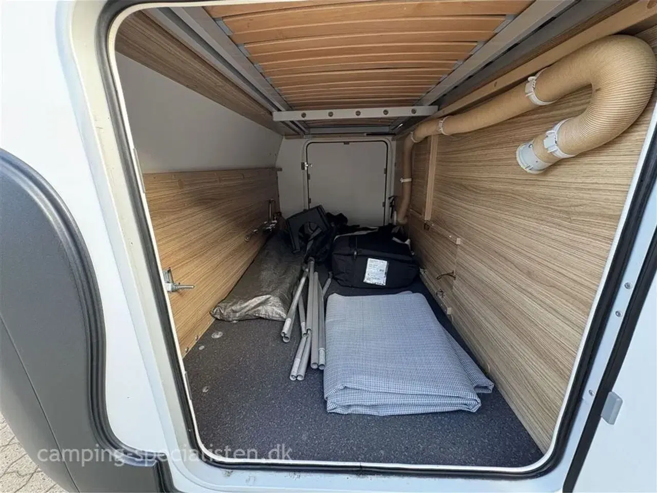Billede 14 - 2019 - Adria Action 391 PH   Adria Action 391 PH 2019 - Se den nu hos Camping-Specialisten.dk