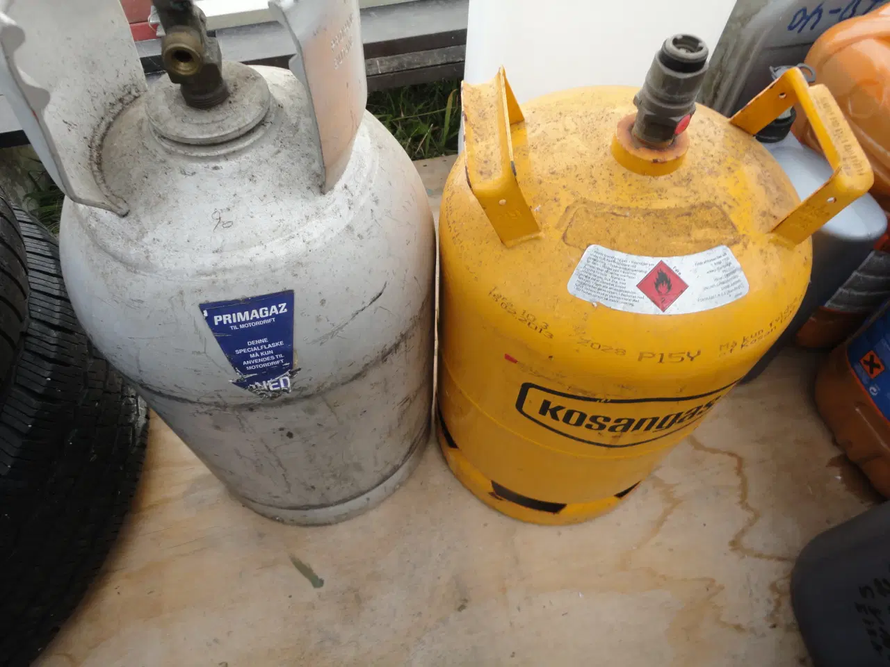 Billede 2 - Gasflsker 2 stk. tomme