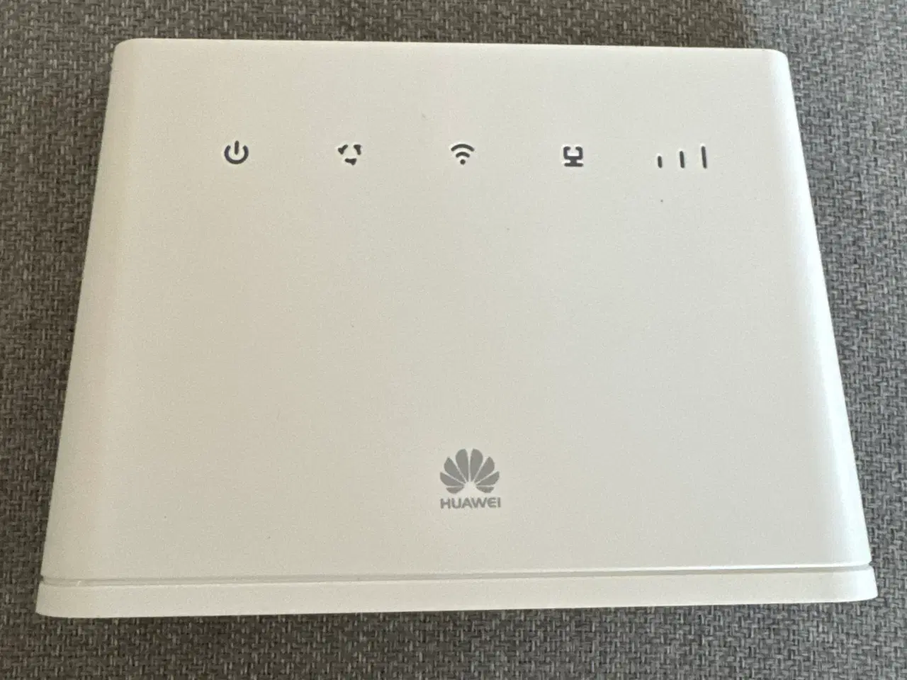 Billede 1 - Huawei 4g router til simkort. 