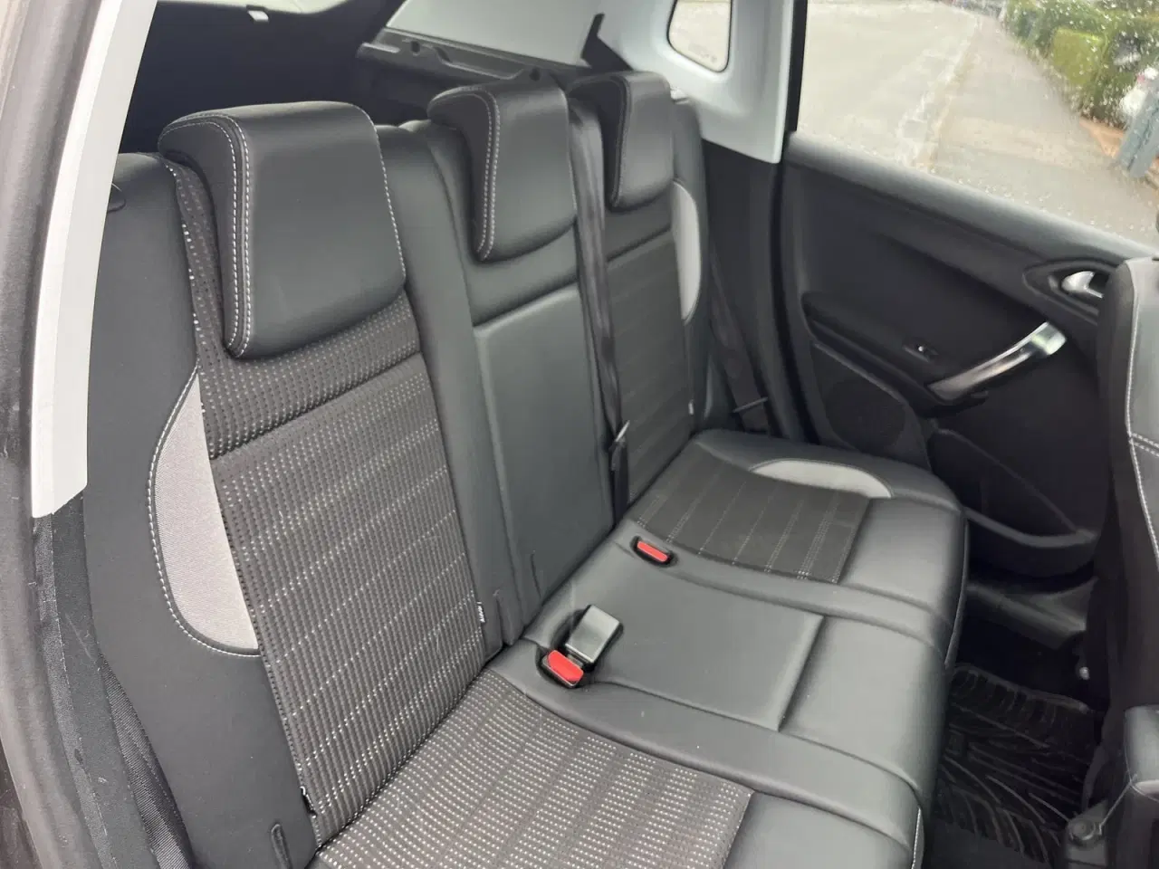 Billede 15 - Peugeot 2008 1,6 BlueHDi 100 Allure
